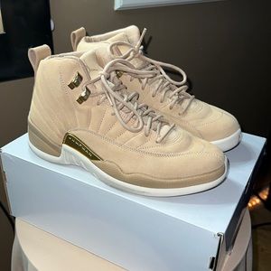Jumpman Air Jordan 12 Retro Women’s Size 8